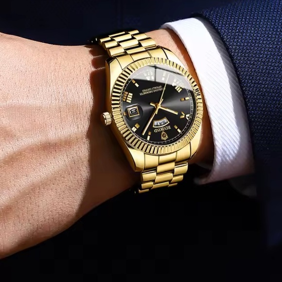 Gold and Black Watch Men’s Quartz Watch – Business Waterproof - Picture 6 of 10